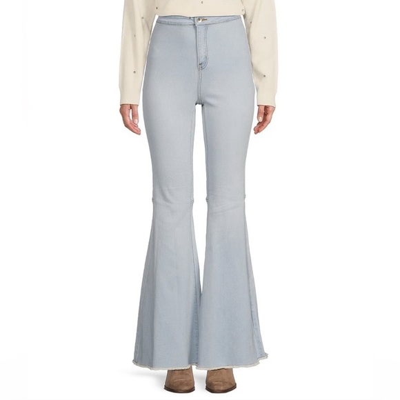 C&V High Rise Raw Edge Flare Jeans - Picture 2 of 4